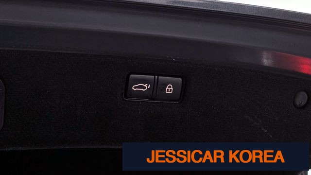 2017 Genesis G80 - Thumbnail 10