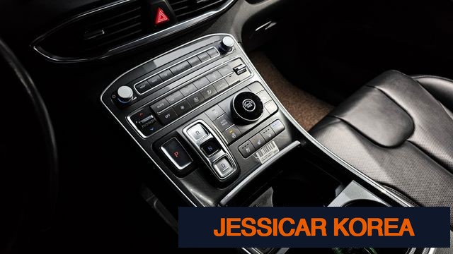 2021 Hyundai The New Santa Fe - Thumbnail 10