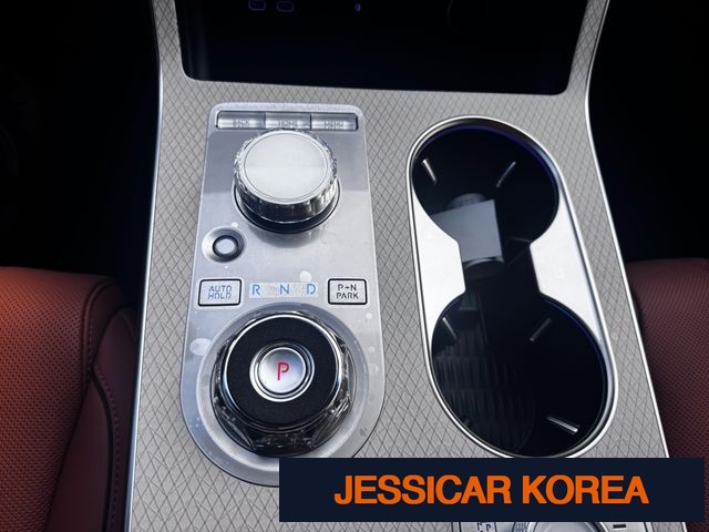 2026 Genesis GV80 - Thumbnail 17