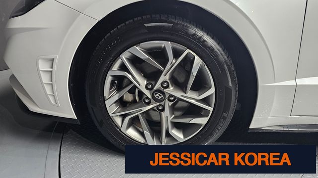 2022 Hyundai Sonata (DN8) - Thumbnail 14