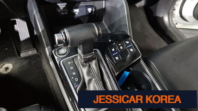 2022 Kia Sportage 5th Gen - Thumbnail 6