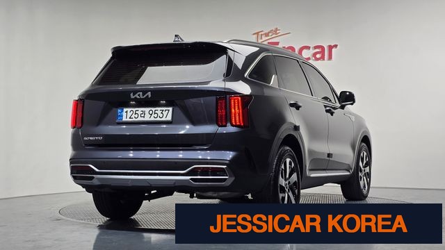 2023 Kia Sorento 4th Gen - Thumbnail 13