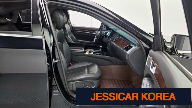 2015 Hyundai Genesis DH - Thumbnail 4