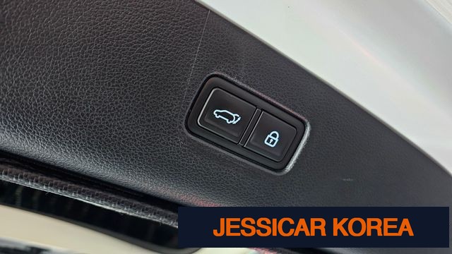 2021 Genesis GV80 - Thumbnail 12