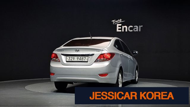 2012 Hyundai Accent (new model) - Thumbnail 9