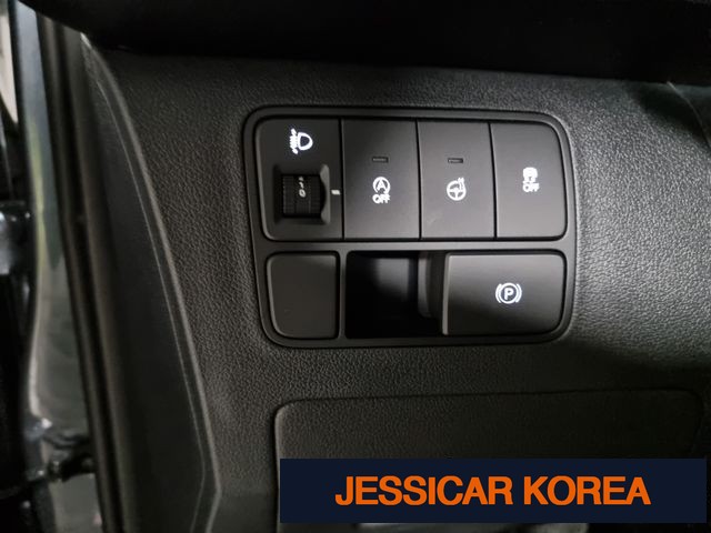 2024 Hyundai Staria - Thumbnail 9
