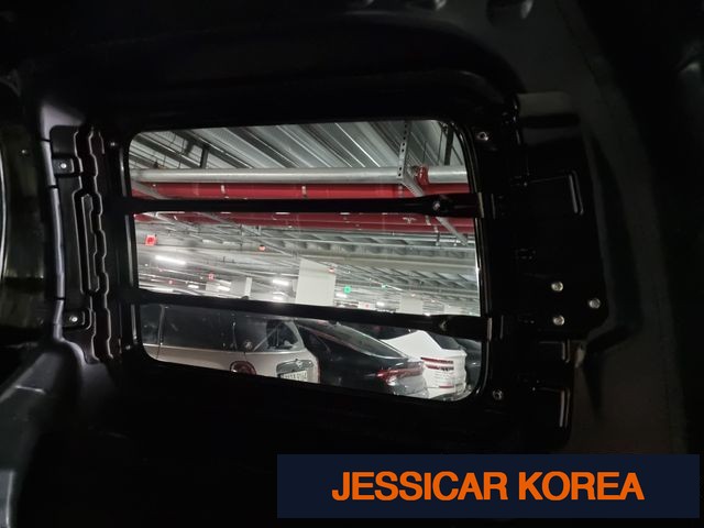 2024 Hyundai Staria - Thumbnail 14