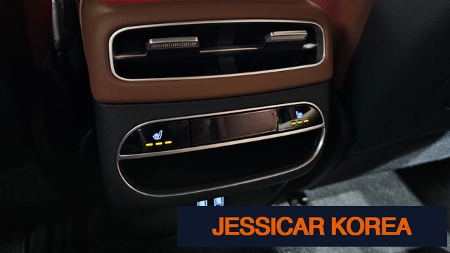 2024 Genesis GV70 - Thumbnail 5