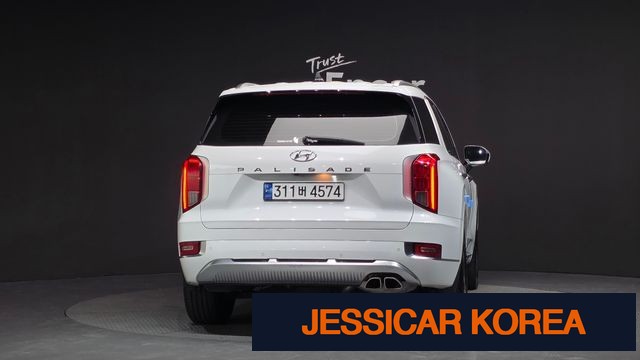 2021 Hyundai Palisade - Thumbnail 2