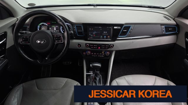2018 Kia Niro - Thumbnail 12
