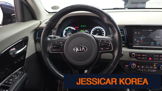 2018 Kia Niro - Thumbnail 18
