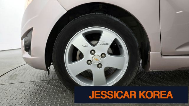 2012 Chevrolet Spark - Thumbnail 16