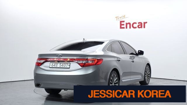 2014 Hyundai Grandeur HG - Thumbnail 4