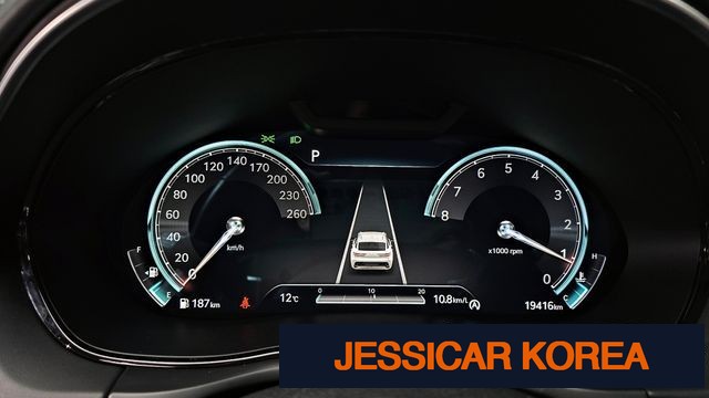2023 Genesis GV70 - Thumbnail 9