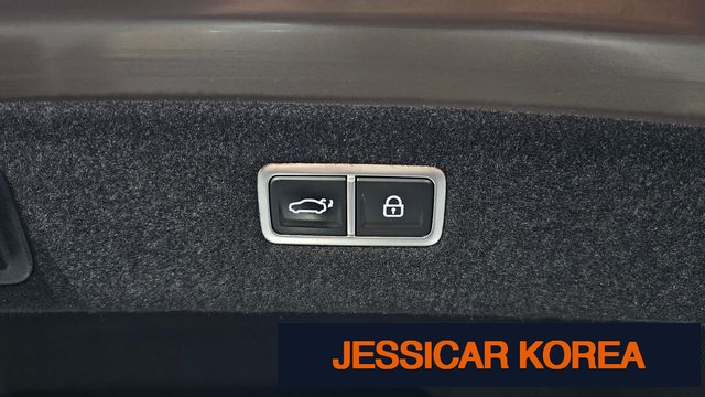 2022 Genesis G90 (RS4) - Thumbnail 20