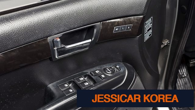 2012 Kia Mohave - Thumbnail 8