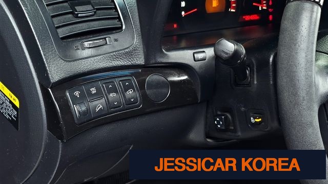 2012 Kia Mohave - Thumbnail 10