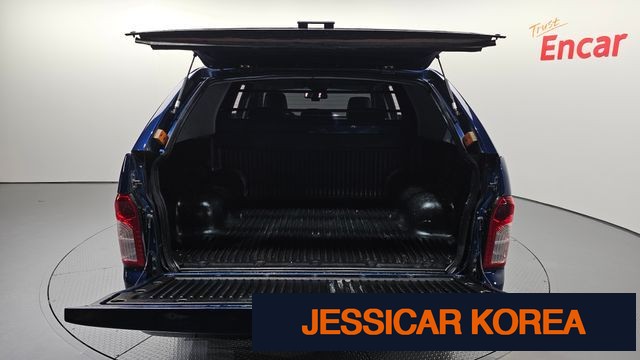 2014 KG Mobility Korando Sports - Thumbnail 6