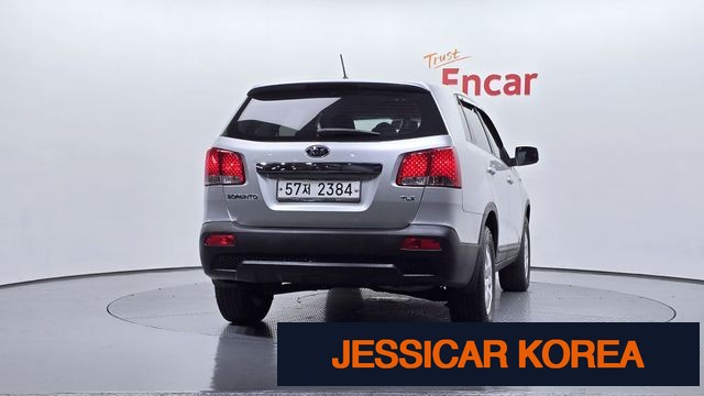 2011 Kia Sorento R - Thumbnail 2