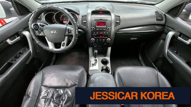 2011 Kia Sorento R - Thumbnail 3