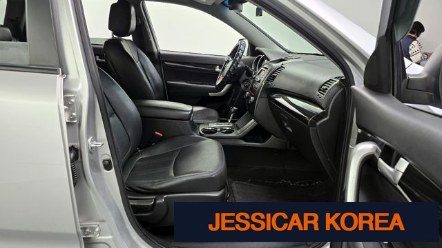 2011 Kia Sorento R - Thumbnail 5