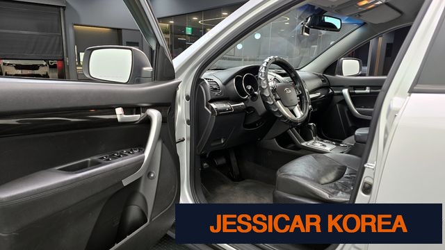 2011 Kia Sorento R - Thumbnail 8