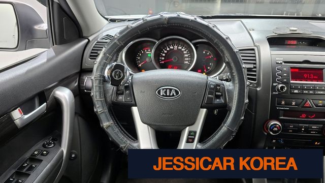 2011 Kia Sorento R - Thumbnail 18