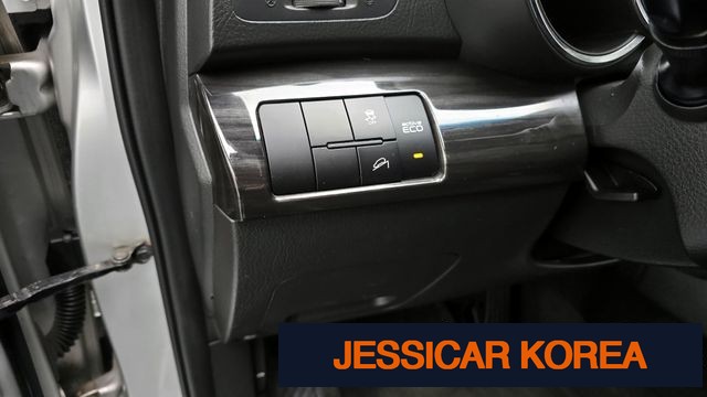 2011 Kia Sorento R - Thumbnail 20