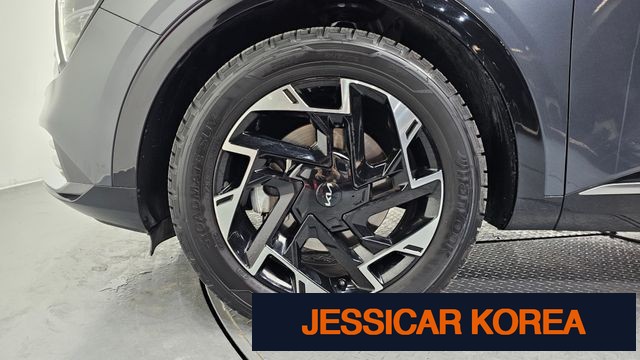 2022 Kia Sportage 5th Gen - Thumbnail 3