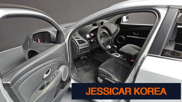 2014 Renault Korea New SM3 - Thumbnail 10