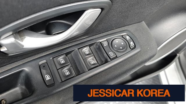 2014 Renault Korea New SM3 - Thumbnail 12