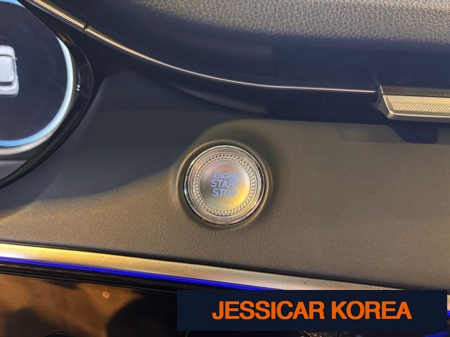2021 Genesis GV70 - Thumbnail 2