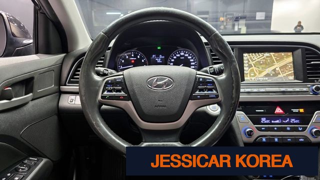 2016 Hyundai Avante AD - Thumbnail 18