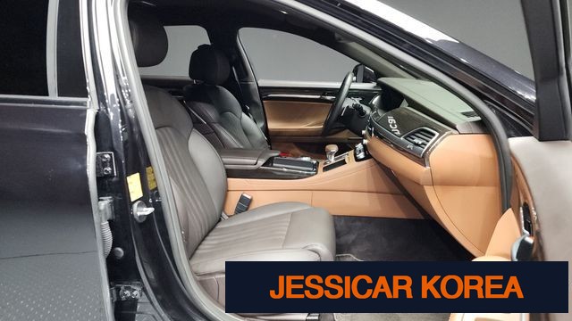2021 Genesis G90 - Thumbnail 4