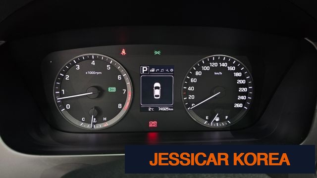 2017 Hyundai LF Sonata - Thumbnail 2