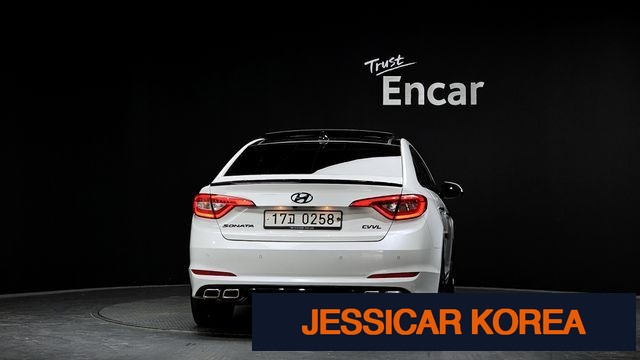 2017 Hyundai LF Sonata - Thumbnail 13