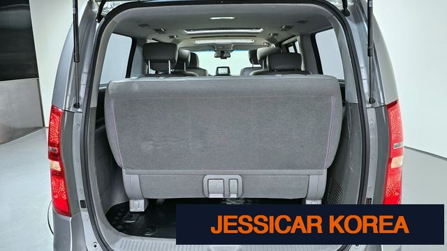 2016 Hyundai Grand Starex - Thumbnail 4