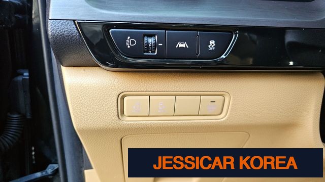 2021 Kia Carnival 4th Gen - Thumbnail 15