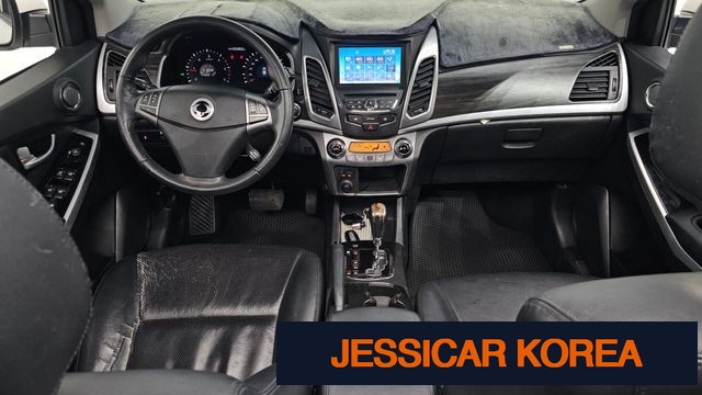 2015 KG Mobility New Korando C - Thumbnail 11