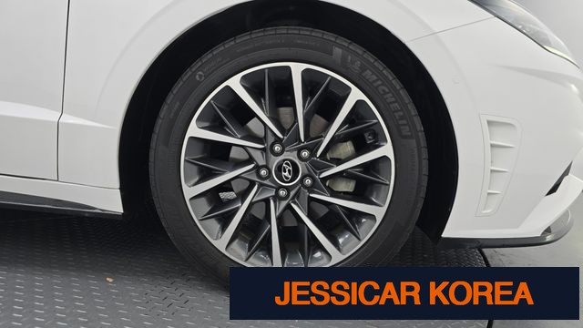 2022 Hyundai Sonata (DN8) - Thumbnail 18