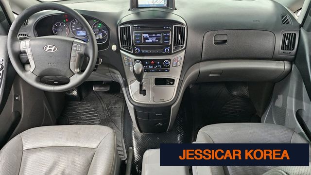 2016 Hyundai Grand Starex - Thumbnail 4