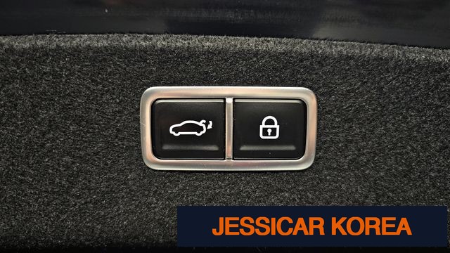 2023 Genesis G80 (RG3) - Thumbnail 11