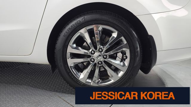 2017 Kia All New Carnival - Thumbnail 14