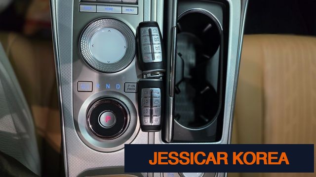 2022 Genesis GV80 - Thumbnail 10
