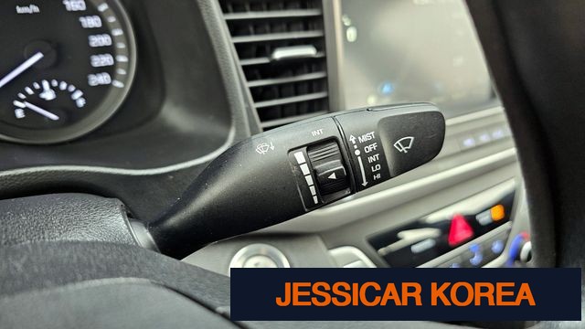 2018 Hyundai Avante AD - Thumbnail 8