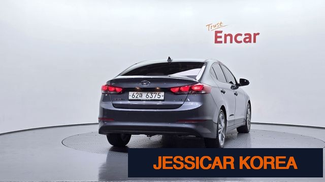 2018 Hyundai Avante AD - Thumbnail 8