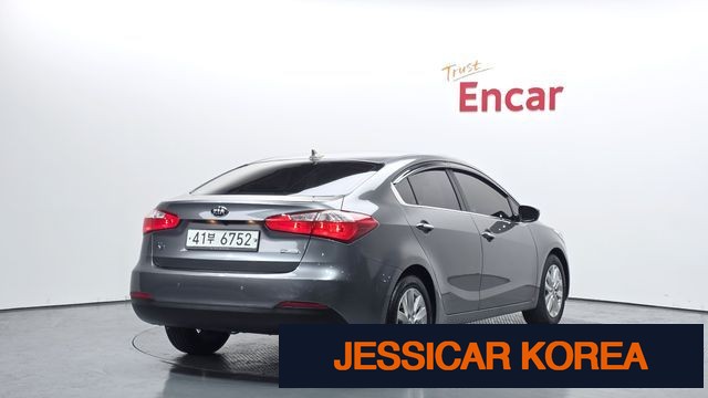 2015 Kia K3 - Thumbnail 2