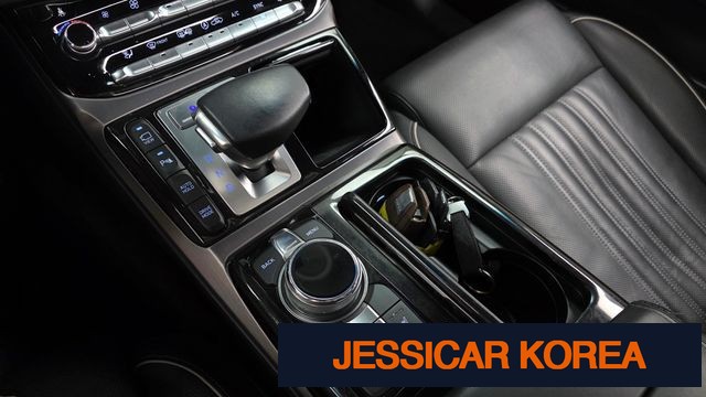 2016 Genesis EQ900 - Thumbnail 4