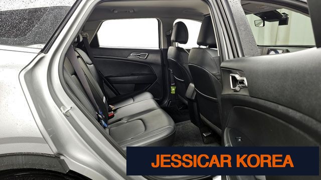 2022 Kia Sportage 5th Gen - Thumbnail 9