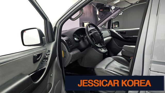 2018 Hyundai Grand Starex - Thumbnail 11